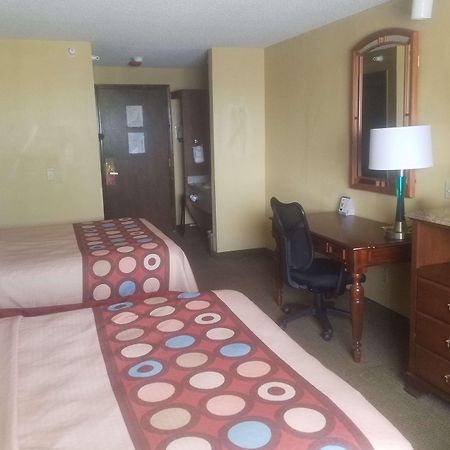ซูเปอร์ 8 บาย วินด์แฮม แคสเปอร์ อีสต์ อีแวนส์วิลล์ Villa Evansville ภายนอก รูปภาพ