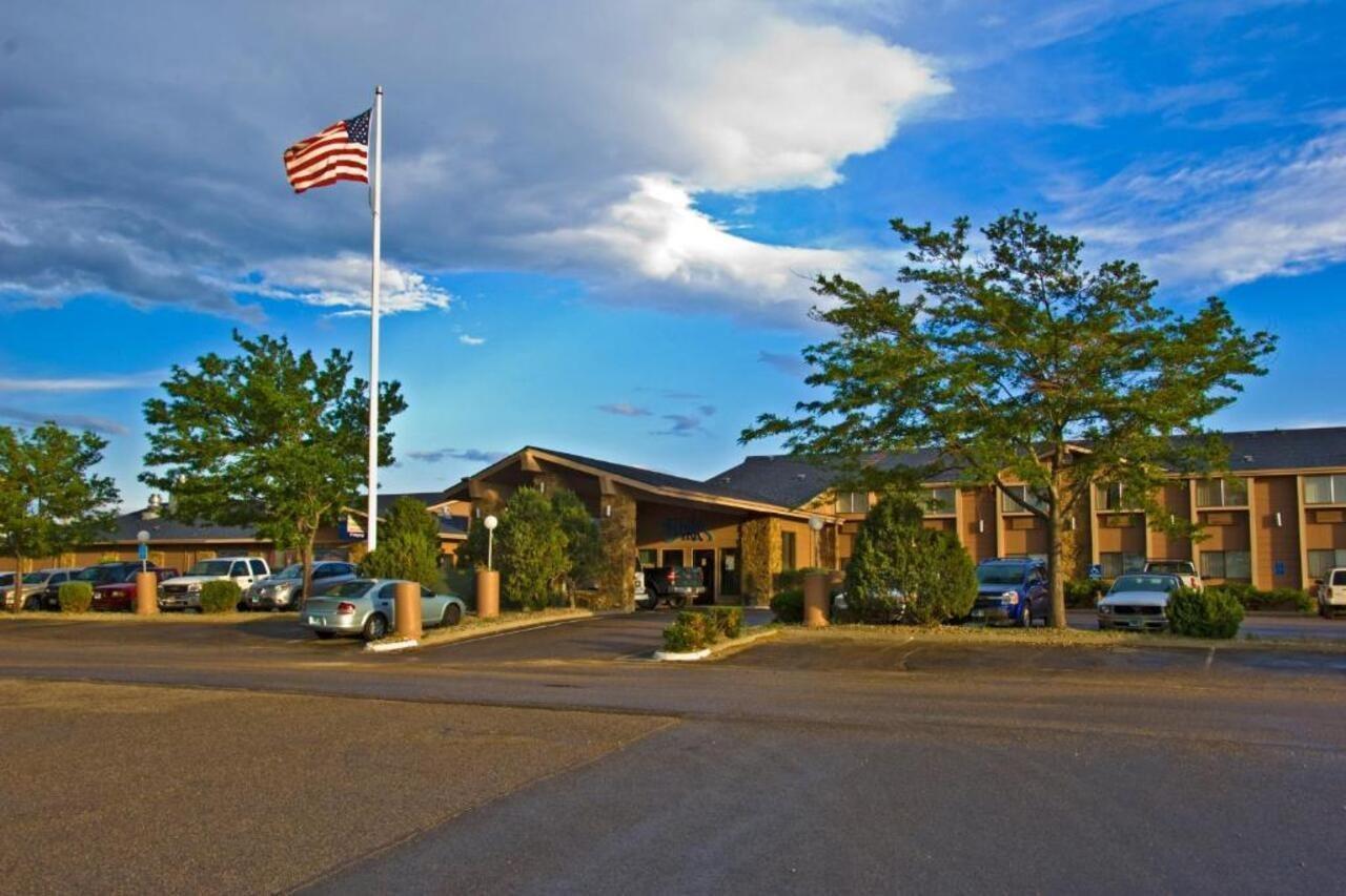 ซูเปอร์ 8 บาย วินด์แฮม แคสเปอร์ อีสต์ อีแวนส์วิลล์ Villa Evansville ภายนอก รูปภาพ