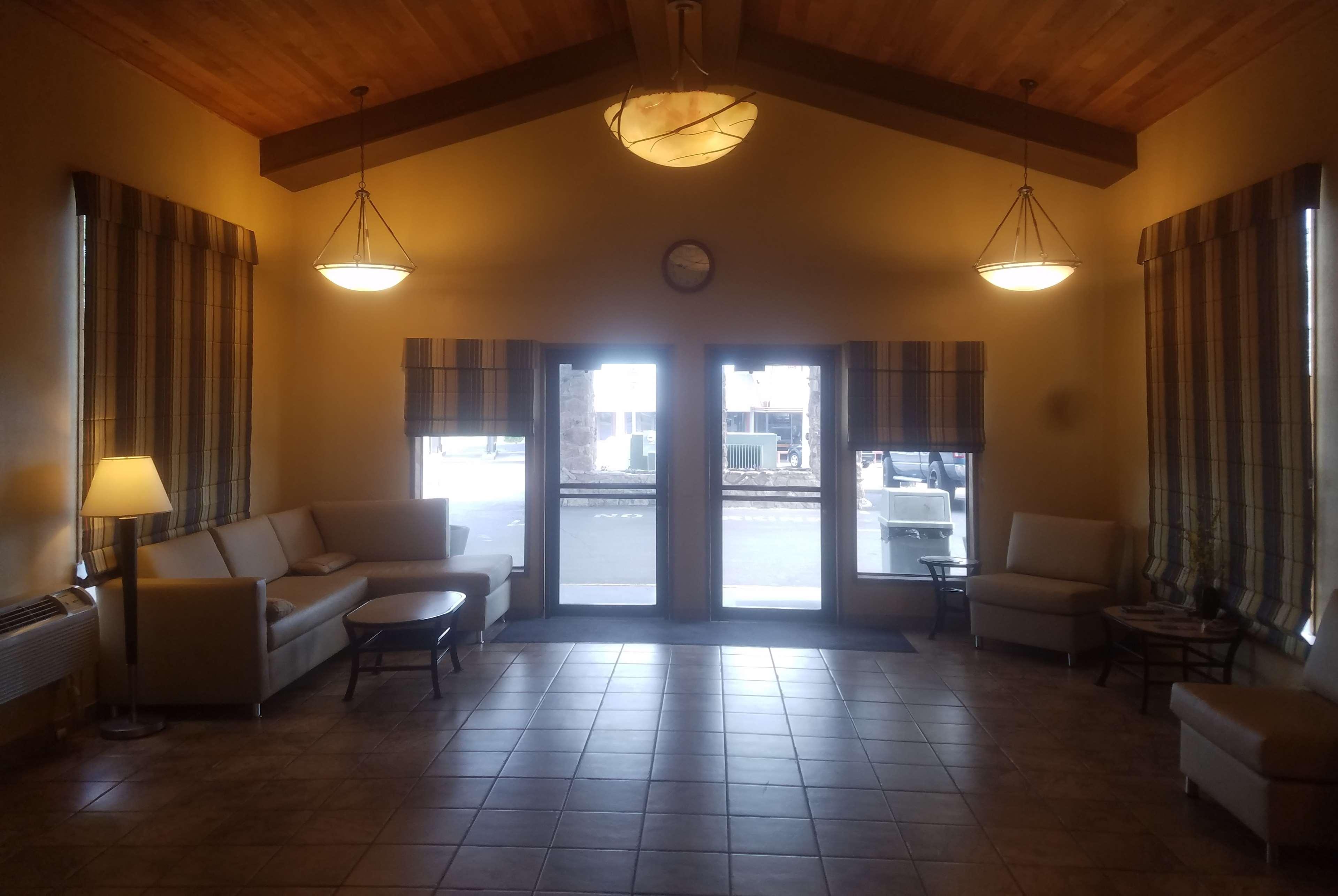 ซูเปอร์ 8 บาย วินด์แฮม แคสเปอร์ อีสต์ อีแวนส์วิลล์ Villa Evansville ภายนอก รูปภาพ