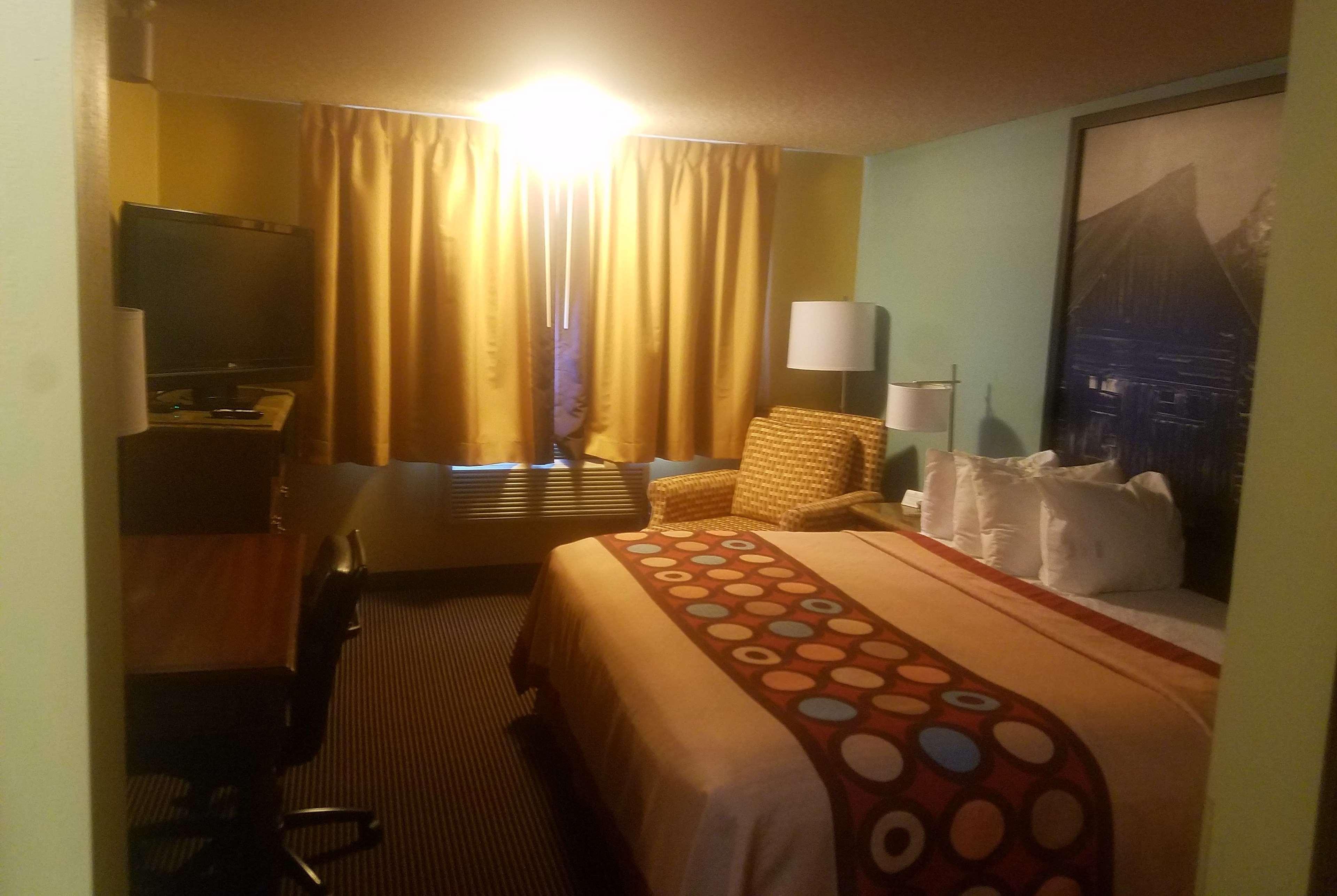 ซูเปอร์ 8 บาย วินด์แฮม แคสเปอร์ อีสต์ อีแวนส์วิลล์ Villa Evansville ภายนอก รูปภาพ