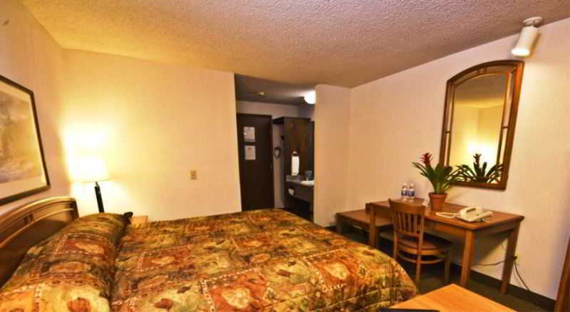 ซูเปอร์ 8 บาย วินด์แฮม แคสเปอร์ อีสต์ อีแวนส์วิลล์ Villa Evansville ภายนอก รูปภาพ