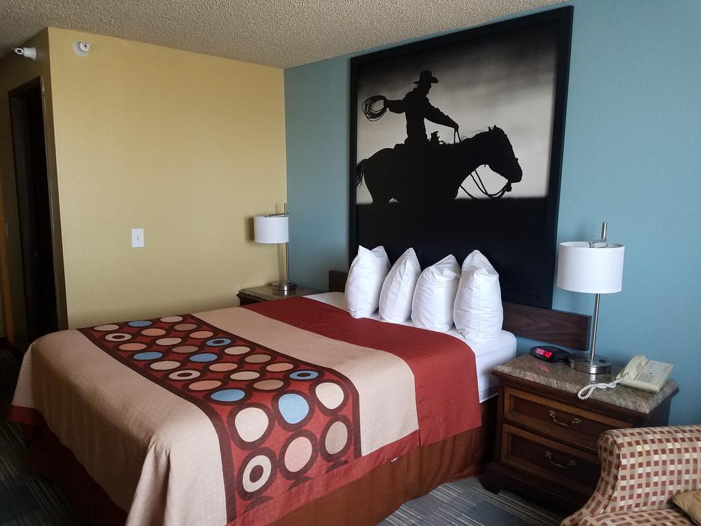ซูเปอร์ 8 บาย วินด์แฮม แคสเปอร์ อีสต์ อีแวนส์วิลล์ Villa Evansville ภายนอก รูปภาพ